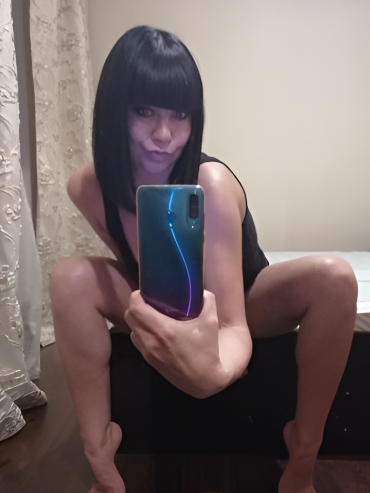 Аврора привлекальеная девушка из Рощино цена от 4000 руб