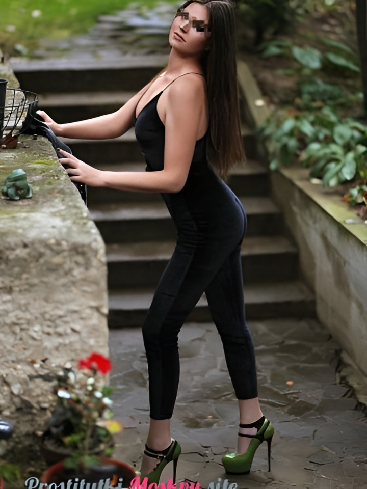 Жемчужина привлекальеная девушка из Рощино цена от 2000 руб