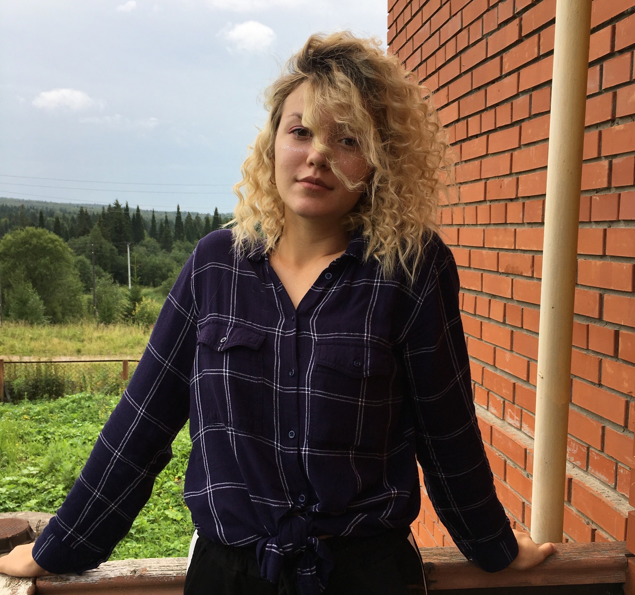 Марина привлекальеная девушка из Рощино цена от 3000 руб