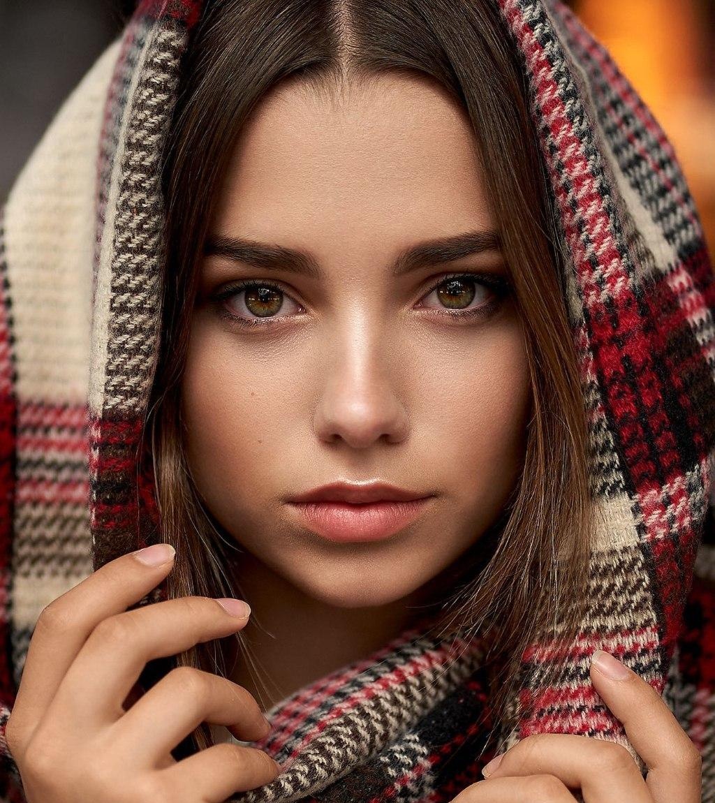 Мария привлекальеная девушка из Рощино цена от 4000 руб