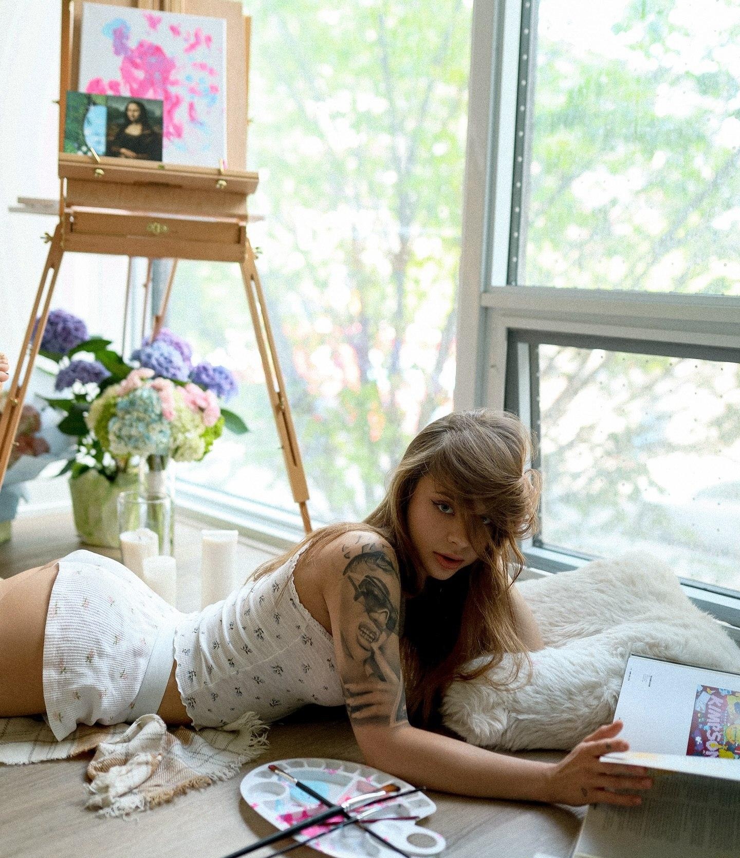 Аврора привлекальеная девушка из Рощино цена от 8000 руб