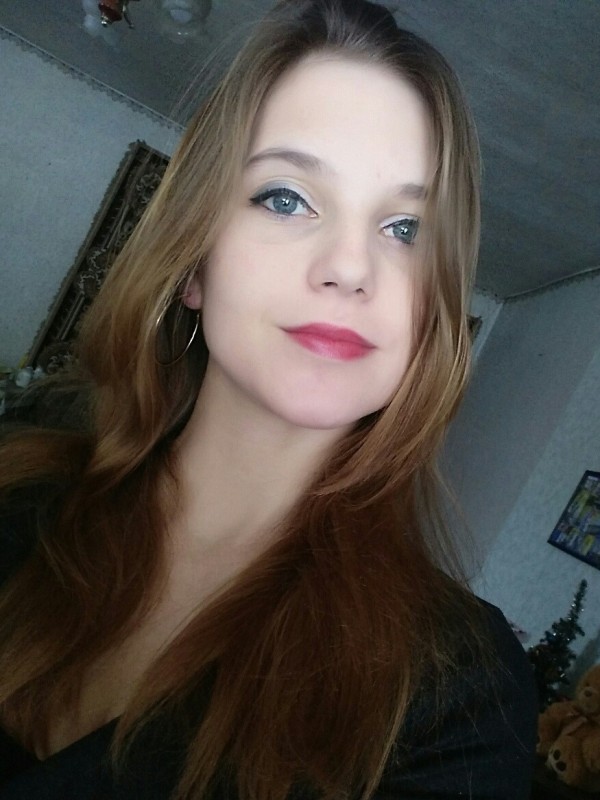 Юля привлекательная девушка из Рощино цена от 3500 руб