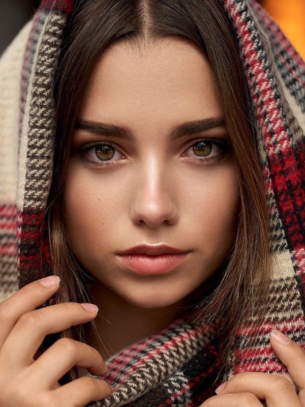 Мария привлекательная девушка из Рощино цена от 4000 руб